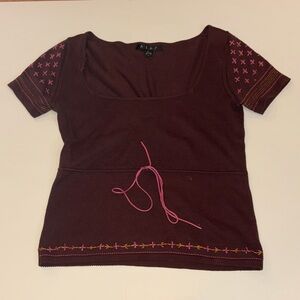 Women's Short Sleeve Square Neck Top in Deep Burgundy with Pink Accent